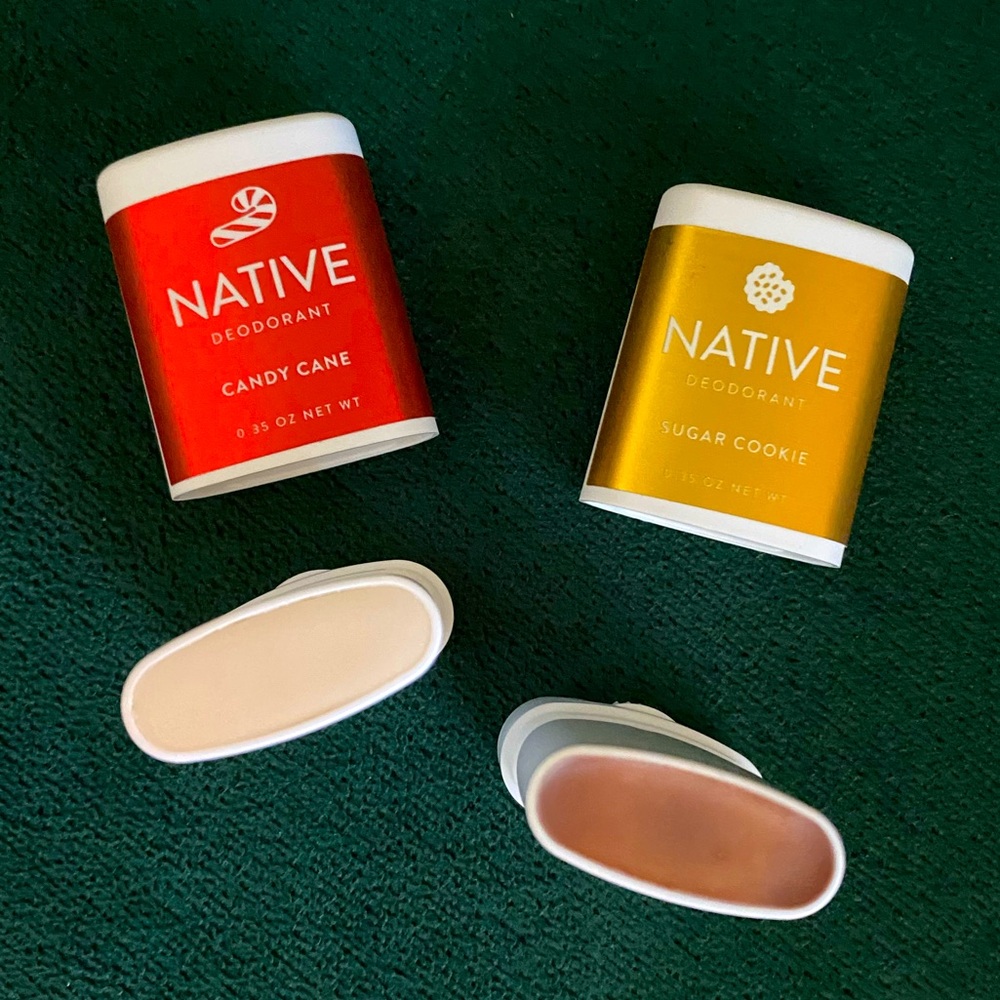 *NEW* ltd. ed. NATIVE Sugar Cookie & Candy Cane Deodorant Minis .35 oz Set of 2!